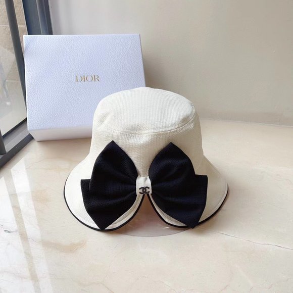 AUTHENTIC CHANEL Hats main image 6